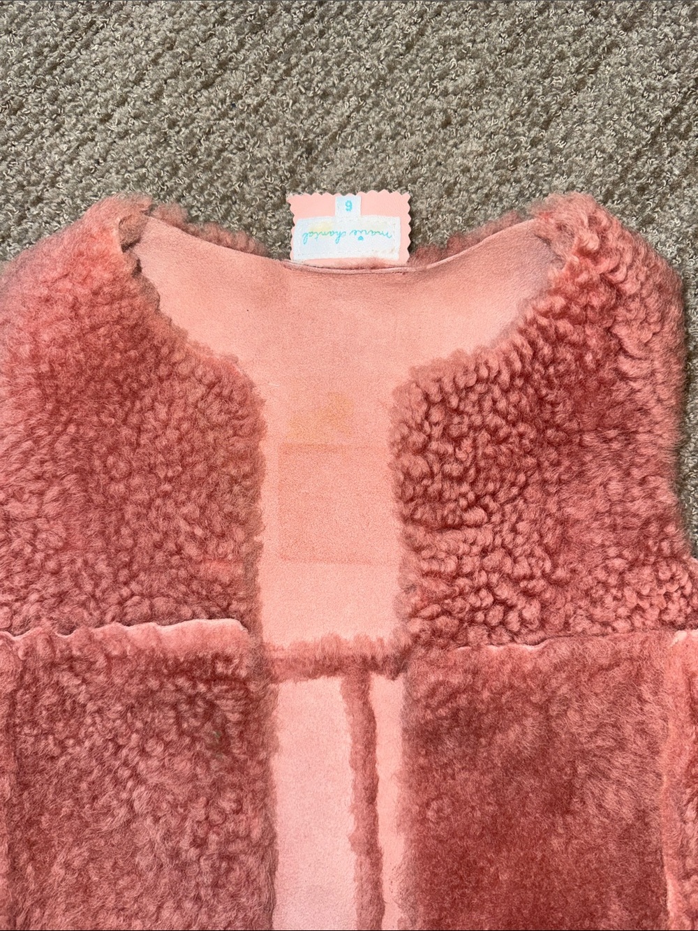 Marie Chantal Plush Shearling Sheep Skin UK Vest in Dusty Rose Size 6 - Picture 4 of 11